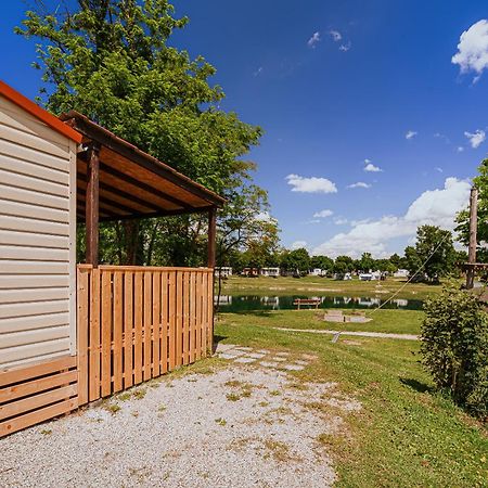 Lake View Mobile Homes With Thermal Riviera Tickets In Terme Catez Catez ob Savi Exterior foto